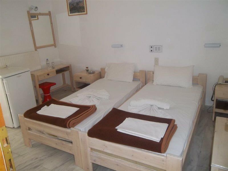 Knossos Hotel カラマキ エクステリア 写真