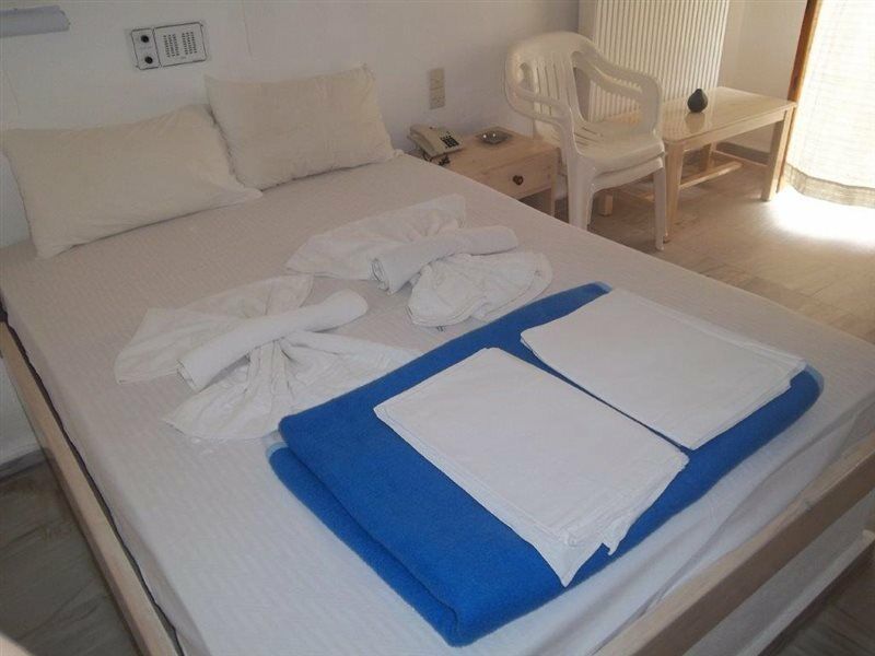 Knossos Hotel カラマキ エクステリア 写真