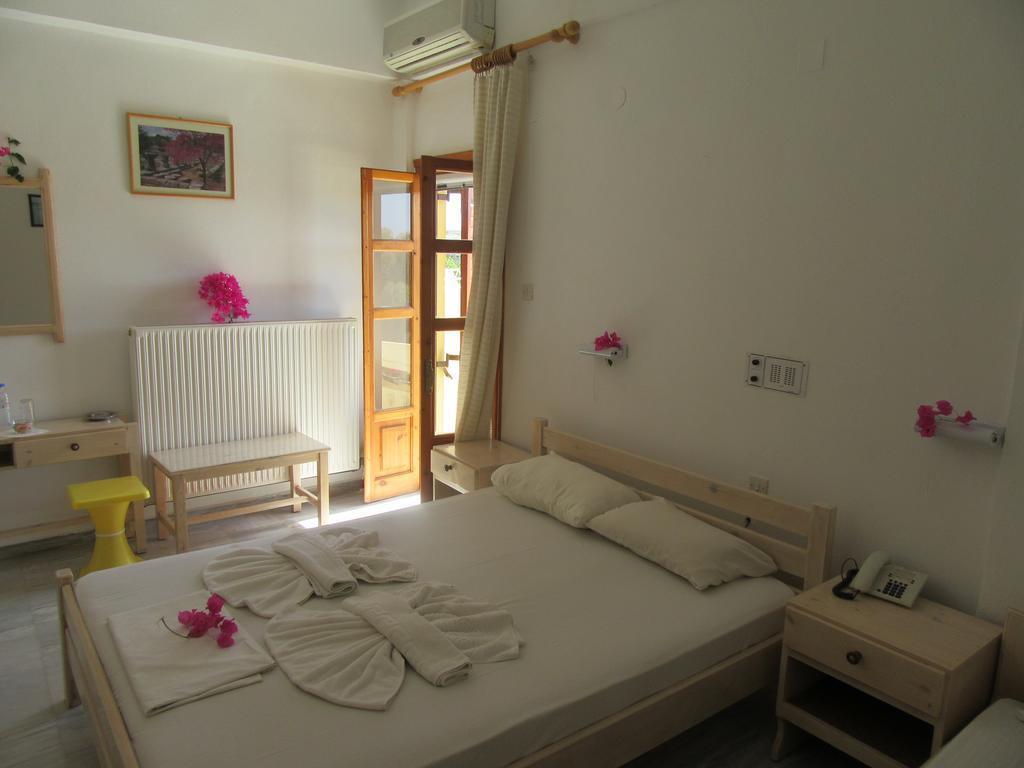 Knossos Hotel カラマキ エクステリア 写真