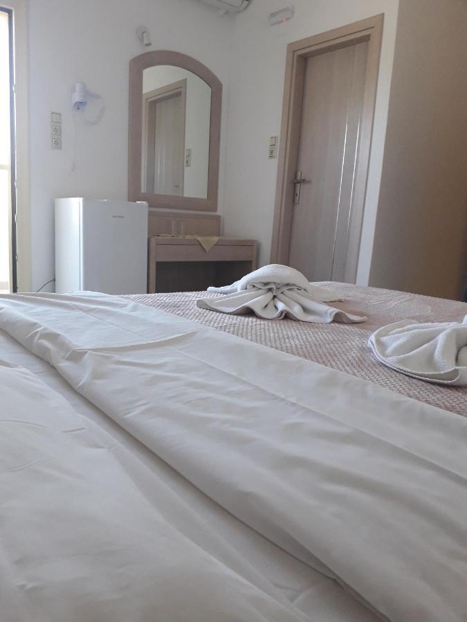 Knossos Hotel カラマキ エクステリア 写真