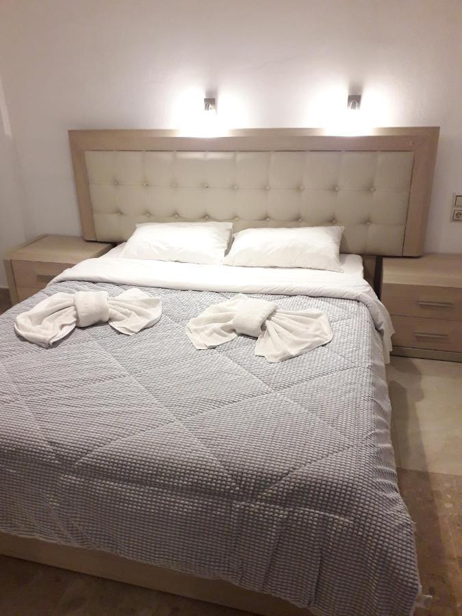 Knossos Hotel カラマキ エクステリア 写真