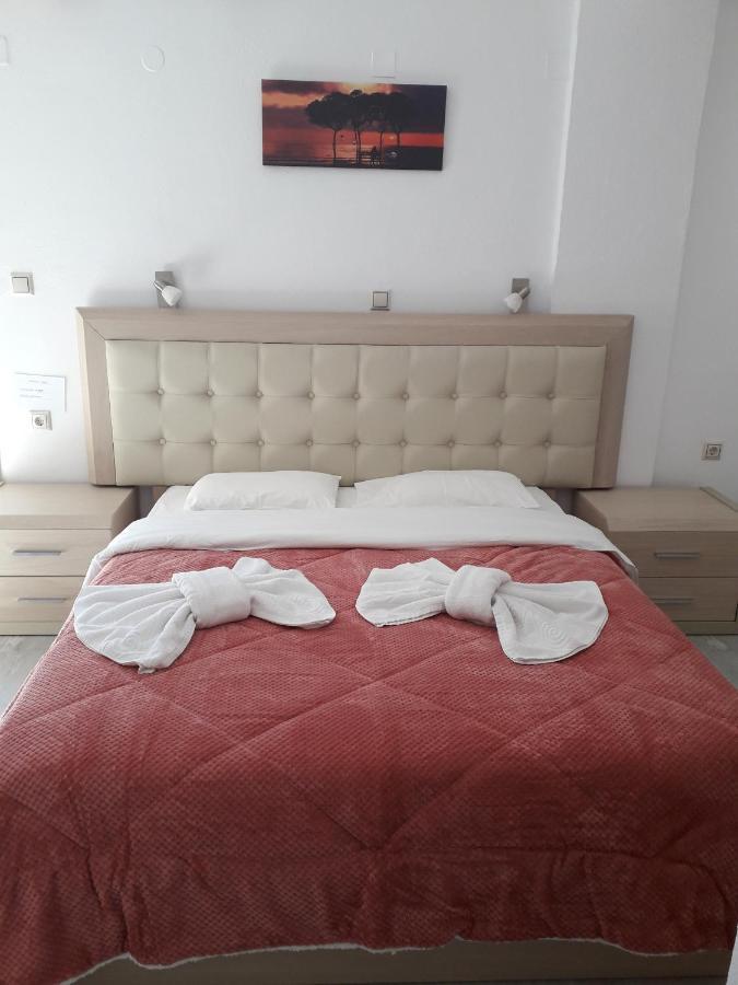 Knossos Hotel カラマキ エクステリア 写真